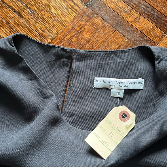 Navy mid length dress. Birds of North America. Size 16. Brand new w tags. - Picture 7 of 8